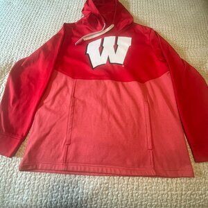Fanatics Wisconsin Badgers Pull over Hoodie - Size Large - Color Red - NWOT